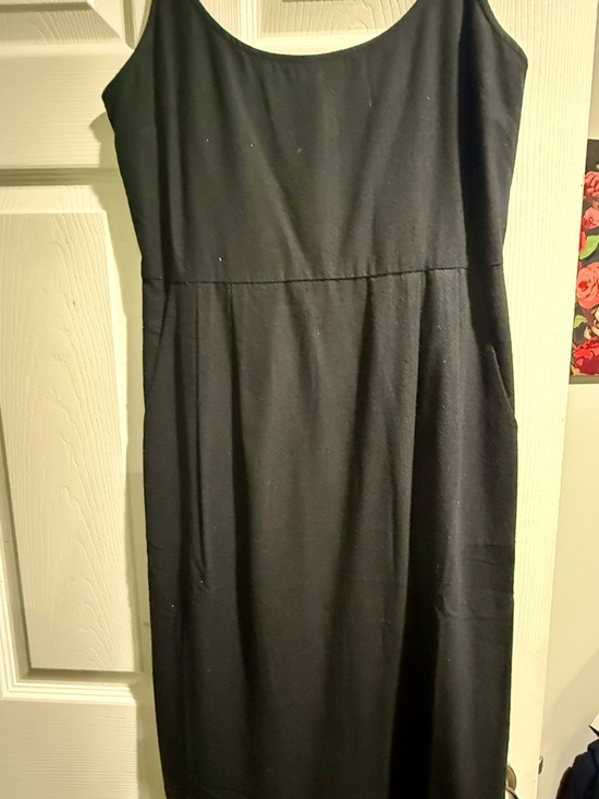 Jenni Kayne Dresses & Skirts - Jenni Kayne Black Sleeveless Scoop-Neck Dress